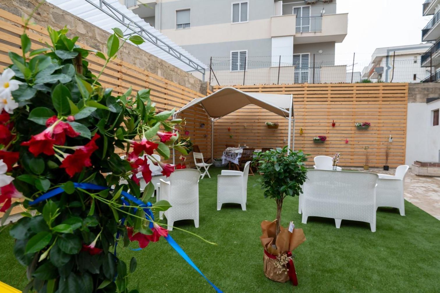 Da Zia Gina Locazione Turistica Hotell Bisceglie Exteriör bild