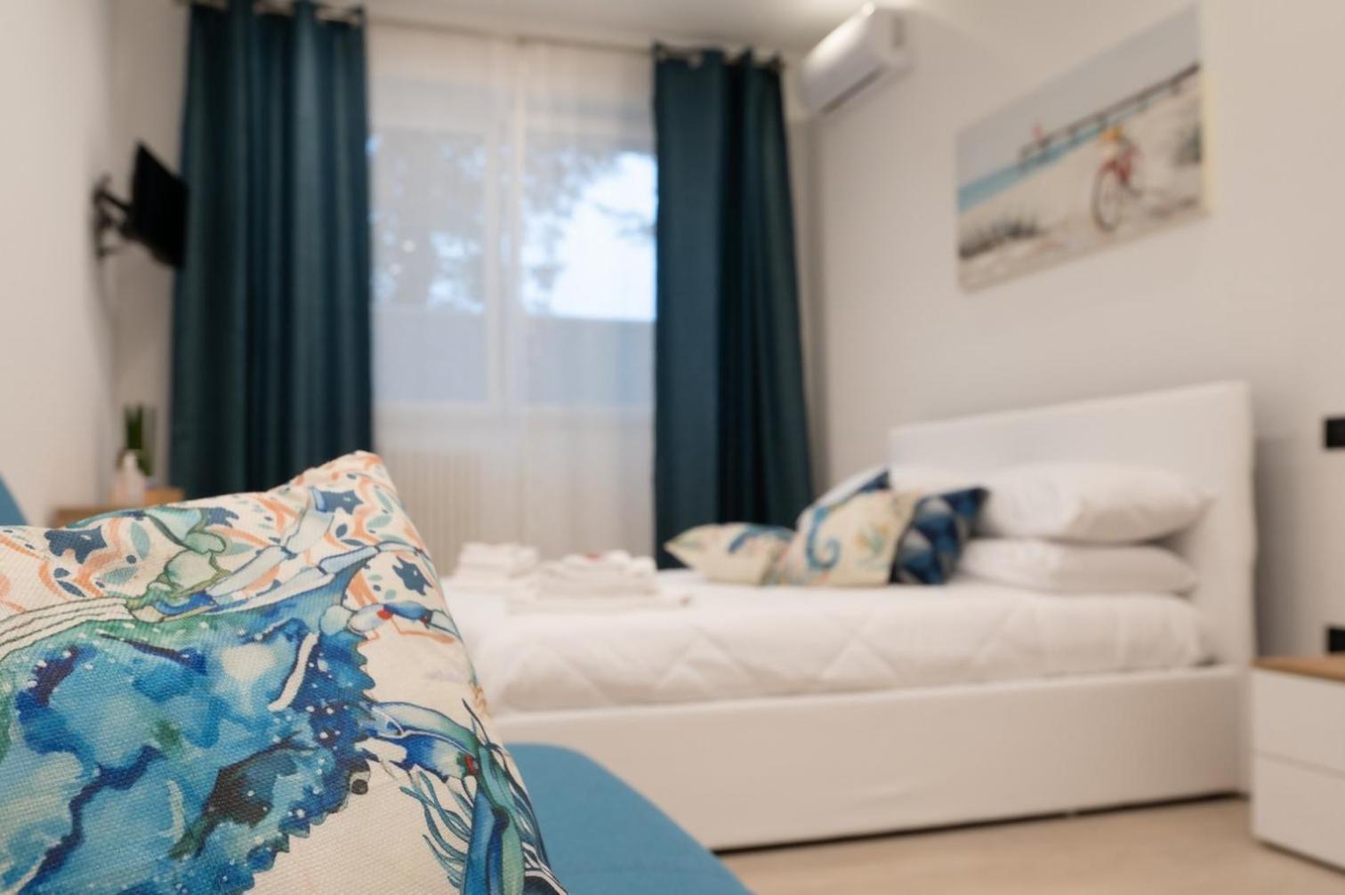 Da Zia Gina Locazione Turistica Hotell Bisceglie Exteriör bild